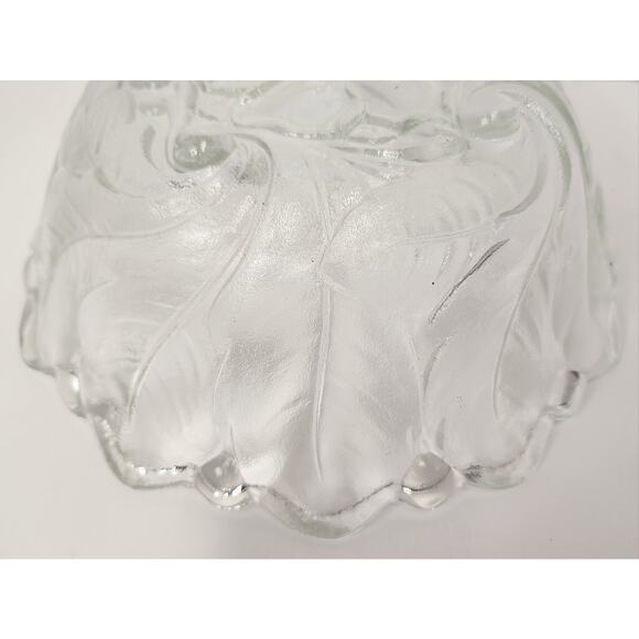Vintage Pressed Glass Bowl Swirl Leaf Floral Scalloped Clear Decorative - Picture 6 of 6